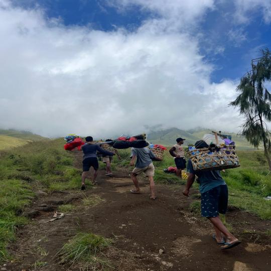 4D-3N Mount Rinjani Summit Trek