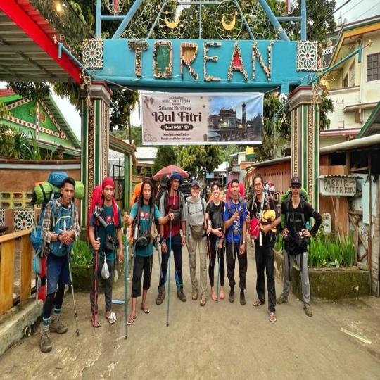 3D-2N Mount Rinjani Trekking Adventure (Sembalun to Torean Route)