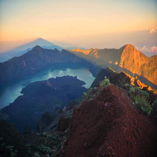 Rinjani Summit Fast Trek via Sembalun Route