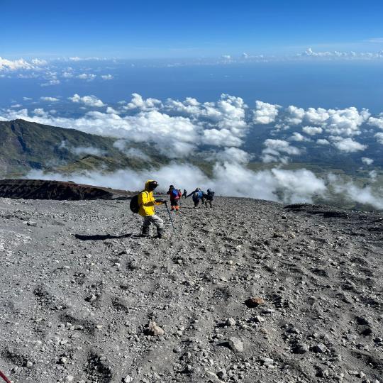 Rinjani Summit Fast Trek via Sembalun Route