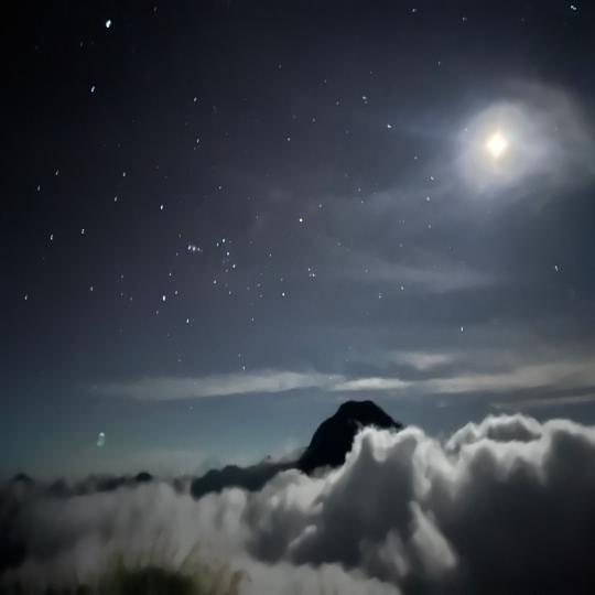 2 Days Summit Rinjani Trek via Sembalun Route