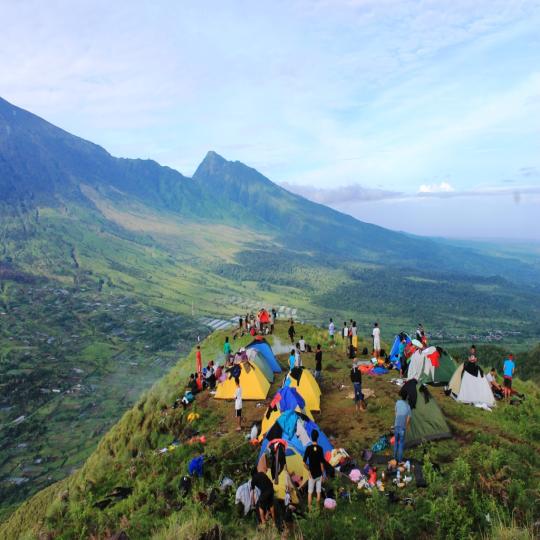 Sunrise Pergasingan Trekking and Camping